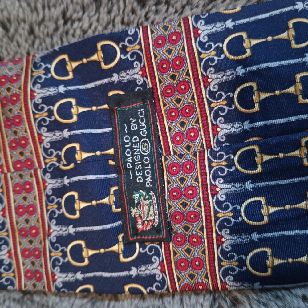 GUCCI Designed By Paolo Gucci Men's Vintage Silk Tie - Picture 4 of 4